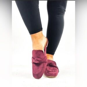 Corky's "Clingy" Burgundy Mule
Size 9